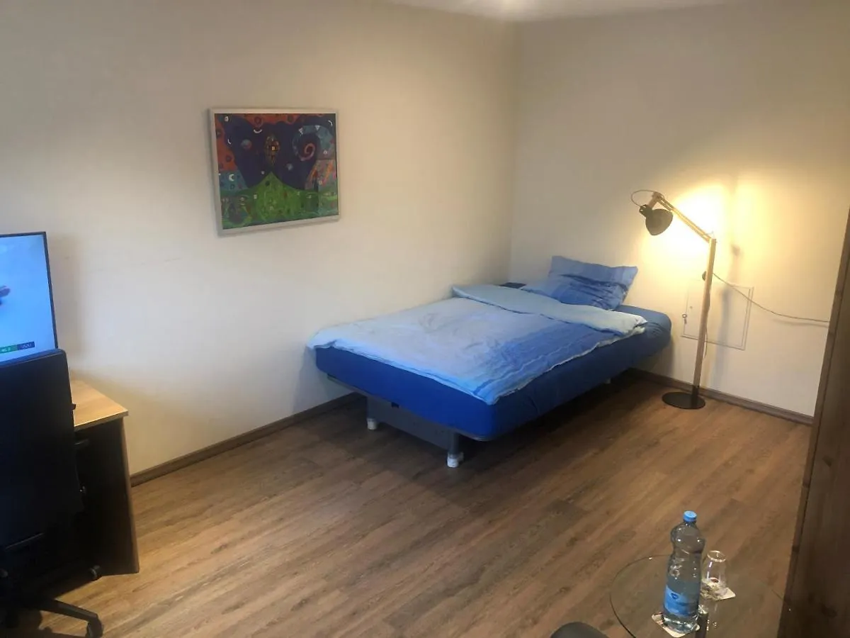 Homestay Calm Spacy Room, Own Modern Bath, Near Center, To 1 Person Or A Couple - Not Suitable For Craftsmen, Not Accepted - Privatly Rented Nuremberg